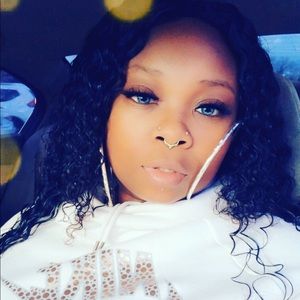 Meet your Posher, Ariel